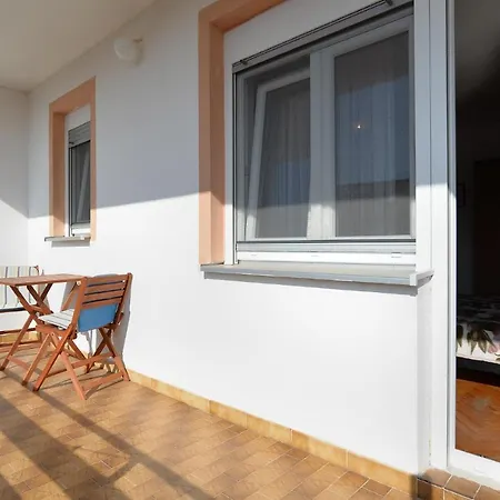 Apartment Desanka 668 Medulin