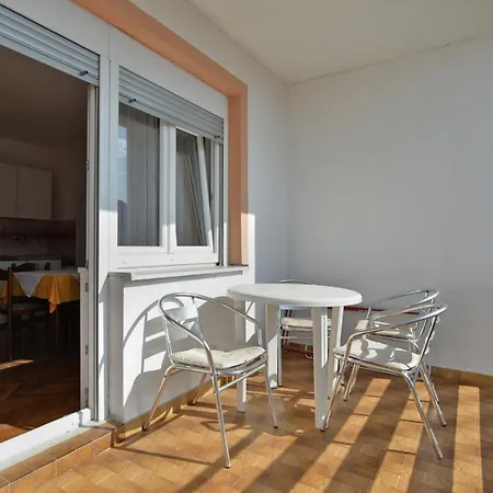 Apartment Apartment Desanka 668 Medulin
