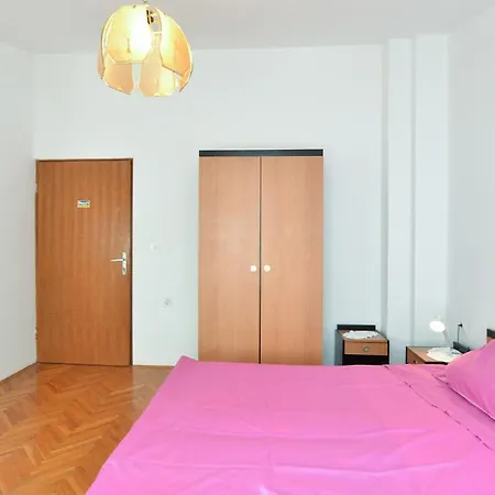 Apartment Desanka 668 Medulin