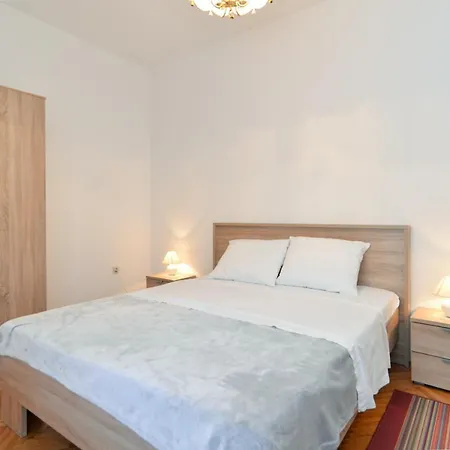 Apartment Desanka 668 Apartment Medulin