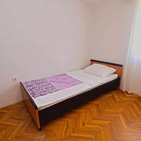 Apartment Desanka 668 Medulin