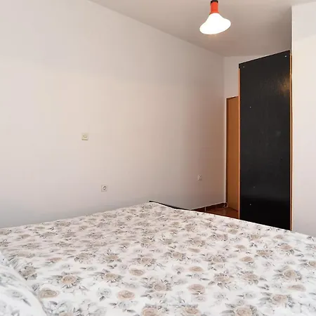 Desanka 668 מלון מדולין