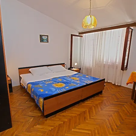 Desanka 668 2*