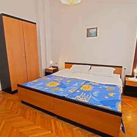 Desanka 668 מלון מדולין